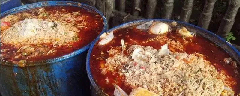 吃一口下水道美食,我骨灰带盒一共5斤!